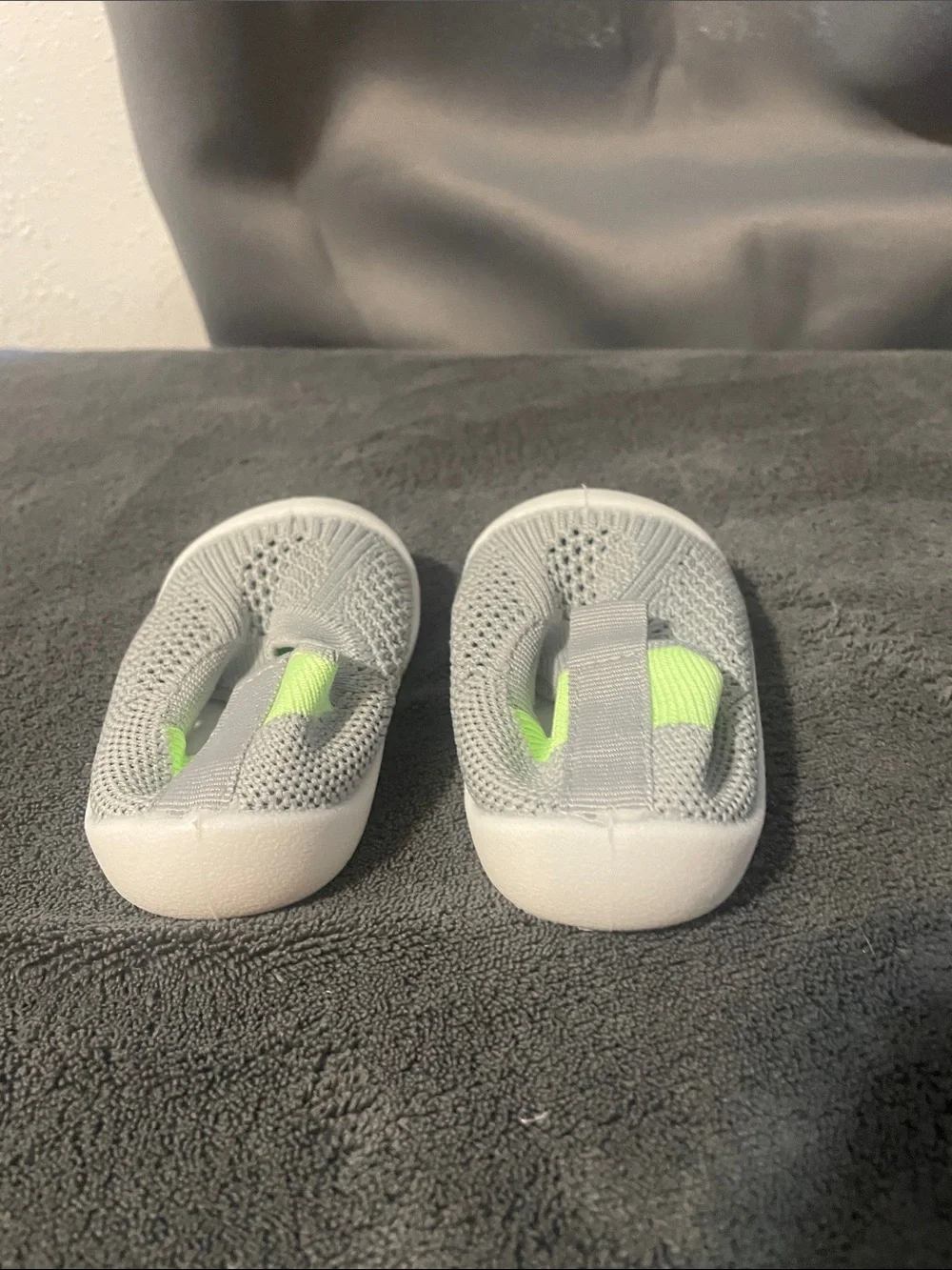 Kids Lightweight Knit Slip-On Shoes in Light Gray with Neon Accent